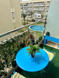 Bel appartement vue piscine