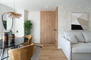 Monumental Mercado by Manlia