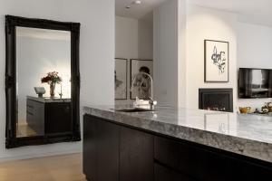 Casa Urbanista Luxury Architectural Home in Kew