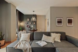 Etosha - 3 bedrooms and balcony in Eixample Dreta