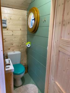Campings Roulottes des Combrailles : photos des chambres