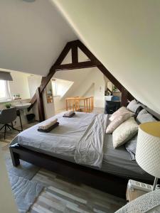 Cozy Private Room Central Location