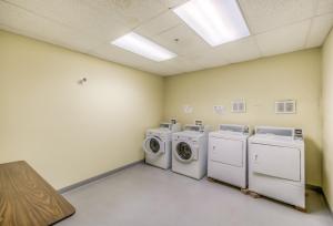 Super 8 by Wyndham Estevan