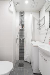 Modern 1BR Retreat in the Heart of Jyväskylä