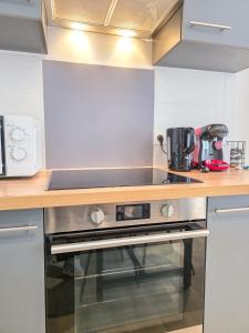 Appartements Le Metairie, Parking Prive, 5min de la Gare, Central : photos des chambres