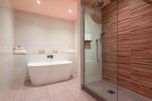 The Mariner, Westport