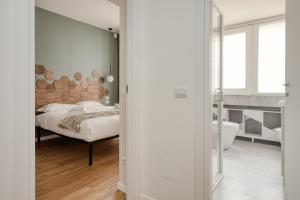 Hostmate - Milano - Imperia - Romolo IULM