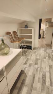 Appartements T2 duplex 8kms des plages : photos des chambres