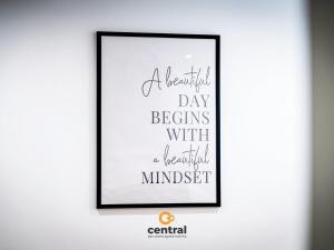 Castle Street by CENTRAL SERVICED APARTMENTS - Heart of City Centre - 2 x Double Bedrooms - Working Desk Spaces - Smart TVs inRooms - Close to Transport Routes - Fully Equipped