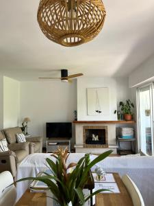Duplex in residential complex with pool