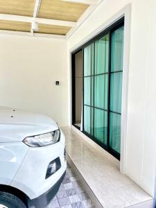 บ้านมินิมอล 2 ห้องนอน 2 ห้องน้ำ ใจกลางเมืองบ้านฉาง