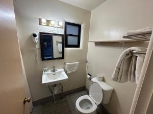 Queen Room with Two Queen Beds - Non-Smoking room in Westerner Motel