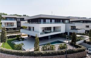 Nice Apartment In Malinska With Wifi