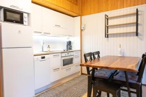 Lomakatti Apartments