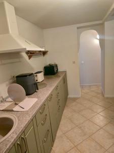 Daisy House Golden Beach Area