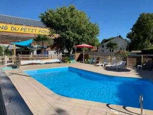 Camping 3 étoiles - Piscine - eehch0