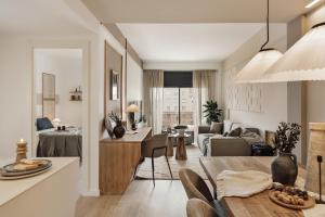 Huila - 2 bedrooms and balcony in Les Corts