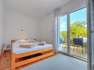 Apartment Martina by Interhome