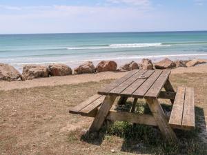 Maisons de vacances Holiday Home Rendez-vous a la plage by Interhome : photos des chambres