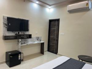 Hotel Punit Palace