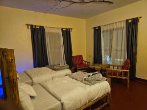 African Royal Villa and Campsite