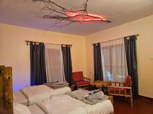 African Royal Villa and Campsite