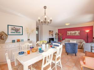 Holiday Home Le Mas dEsquière 5 by Interhome