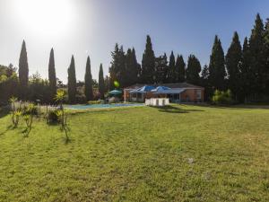 Maisons de vacances Holiday Home Un petit coin de paradis by Interhome : photos des chambres