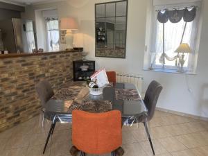 Maisons de vacances Holiday Home Cottage du Hamel es Clos by Interhome : photos des chambres