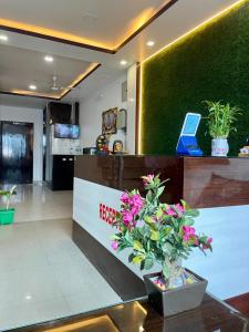 Hotel Komal Palace Anand Nagar