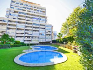 Apartment Apolo XVIII by Interhome