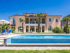 Apartment Villa Vizula by Interhome