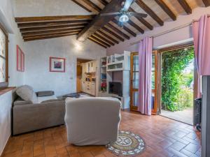 Holiday Home Caggiolo by Interhome