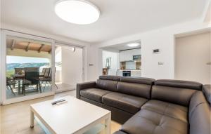 Gorgeous Home In Lopar