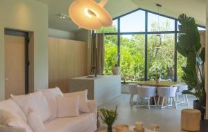 Villa Flores by Villas Guide