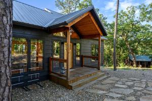 Once Upon A View! Floating Hammock, Hot Tub, Firewood, Views!
