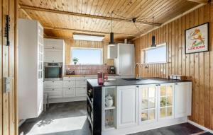 3 Bedroom Amazing Home In Løkken