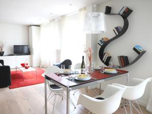 Bomhoffstr. 22a, W4, Blue Water