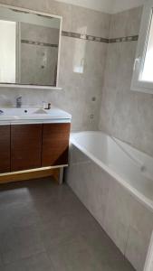 Appartements Sea-view rooftop terrace apartment, Nice : photos des chambres