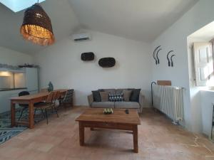 Appartements Maison Grand Rue - Vue Exceptionnelle sur le Luberon : photos des chambres