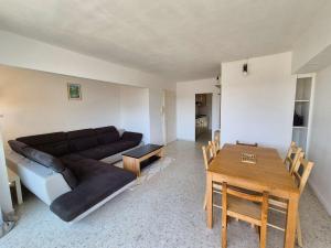 Piscine, Wi-Fi, garage privatif, terrasse, plages et commerces à pied