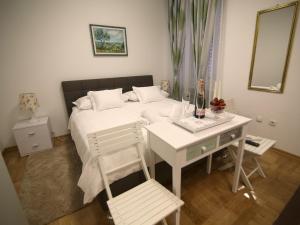 A&G Apartments 