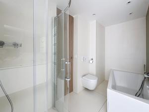 Penthouse 2-Bedroom apartment with 360º views and parking