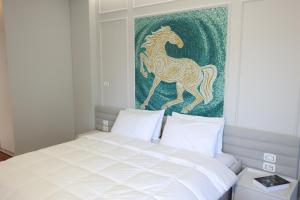 Lunarist Luxury Jacuzzi Suites in Blloku Tirana