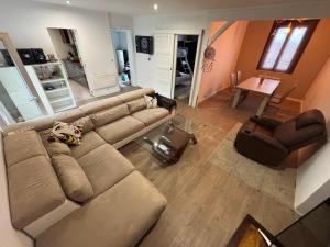 Maisons de vacances House with garden in Le Plessis-Pate : Maison 5 Chambres