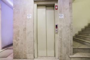 Hotel O The Sterling New Delhi railway station