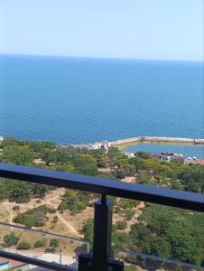 Терраса с панорамой моря в Аркадии