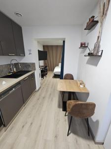 Cosy T1 au 14B avec Climatisation et Parking