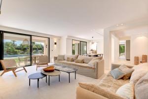 Contemporary Villa in Mougins