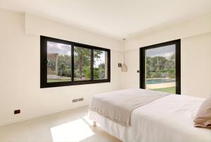 Contemporary Villa in Mougins